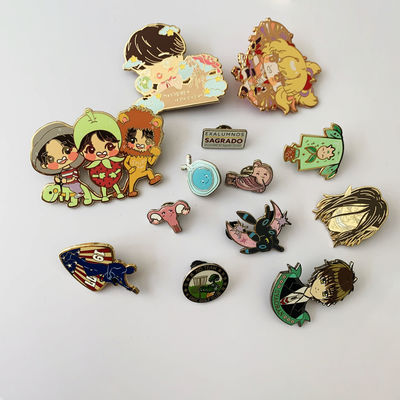 Top Factory Custom High Quality Animal Pin Cute Natural Rabbit Hard Enamel Pin