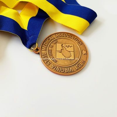 Metal Gift Crafts Chinese Manufacturer Custom Trophies And Medals Sports Lanyard Medal Of Grappling