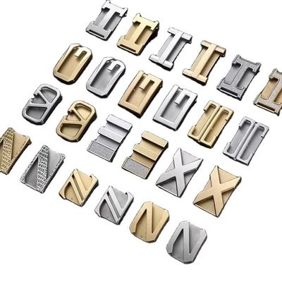 kopen Custom Designer Belts Shiny Silver Letter Logo Shape Zinc Alloy Buckles Plating Metal Belt Buckle online manufacture