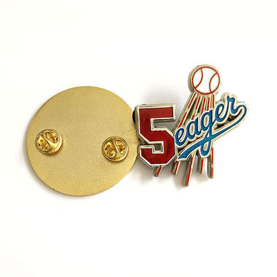 high quality clothing badge roller skate shoes pin personalise Sport lapel pin