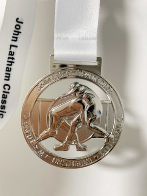 Custom Logo Sports Stamping Press Honorary Custom Event Medals Golden Cool Marathon Medals