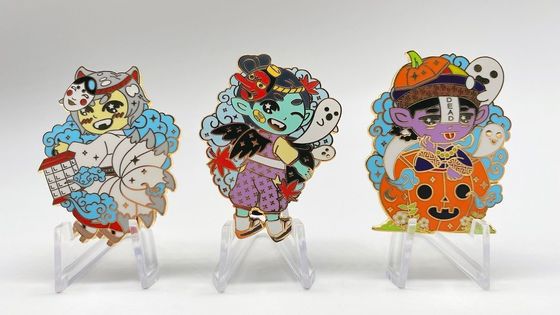 Round Metal Pins For Clothes Enamel Pin Badges Customized Metal Pins For Clothes
