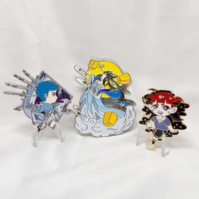 kopen Op maat gemaakte lapelpinnen en badgepinnen met op maat gemaakte ontwerp hard glazuurwerk en goud/zilver/koperbeplating online manufacture