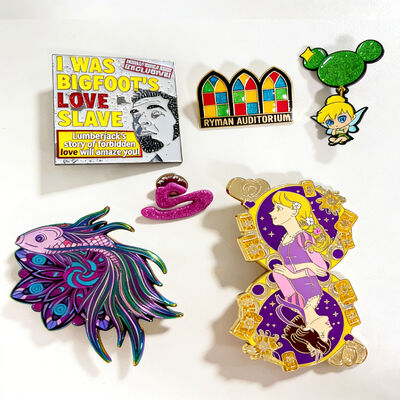 kopen Op Maat Gemaakte Metalen Reversspeld met Gepersonaliseerd Logo, Glitterende Kleuren en Opties voor Klantmaten online manufacture