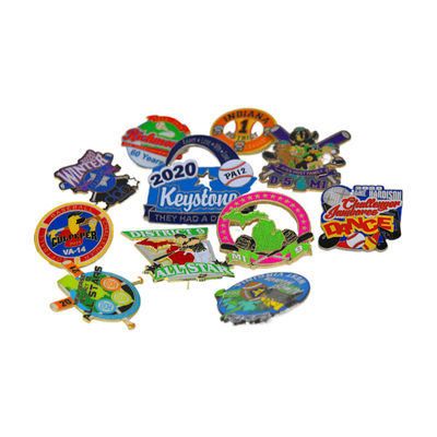 Op maat gemaakte 1,5 inch zachte emaille reversspelden in zinklegering metalen badges