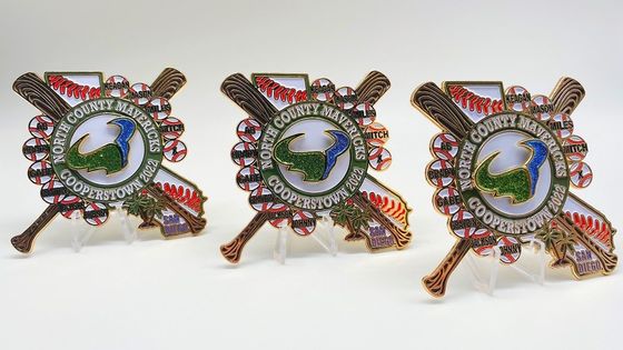 Goede prijs. Custom 1.5in zachte glazuur lapel pinnen voor branding en bedrijfsidentiteit online