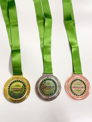 Aangepaste logo 5K 10K hardloper finisher award draaiende medaille met 3D emaille ontwerp