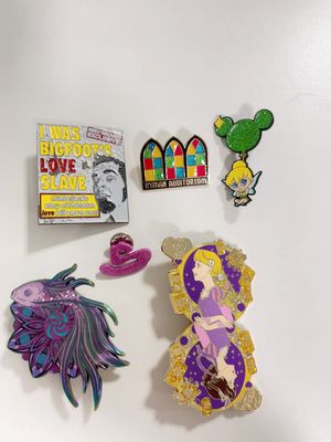 Metalen klantgrootte gepersonaliseerde glazuur glinsterende kleuren pinnen bestellen pinnen met logo