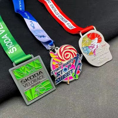 Gepersonaliseerd Custom 2D Double-sided Soft Enamel Running Sports Sports Event Ribbon Medal Metal