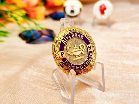 Dubbelzijdige aangepaste munt met letterpress bedrukking en antiek bronzen afwerking voor motorclubs en verzamelaars