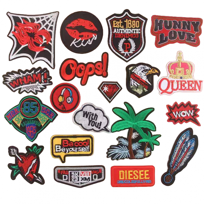 Event Gepersonaliseerde patches Toeristische souvenirs Op maat gemaakte geborduurde patches 4