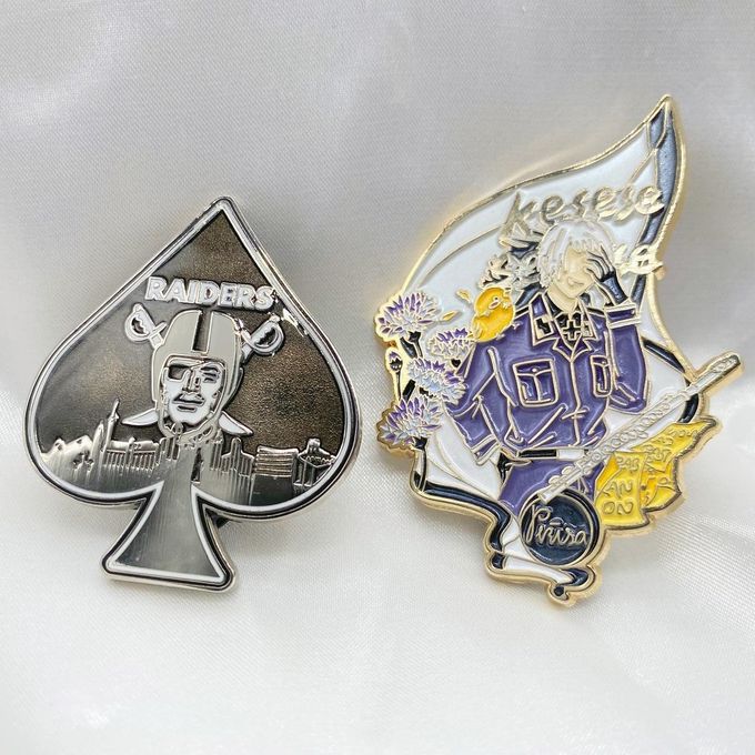 1.5mm - 2mm Custom Lapel Pins Gold Plating Hard Soft Spinner Pins voor entertainment 2